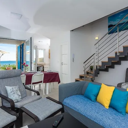 Ferienhaus In Privlaka Mit Kleinem Pool Und Panoramablick *